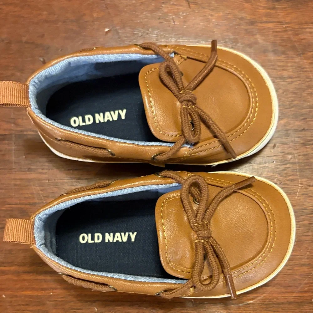 Old Navy Tan Kids Moccasins